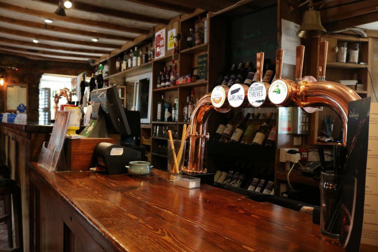 The Hollybush Inn And B&B Priors Marston Eksteriør bilde