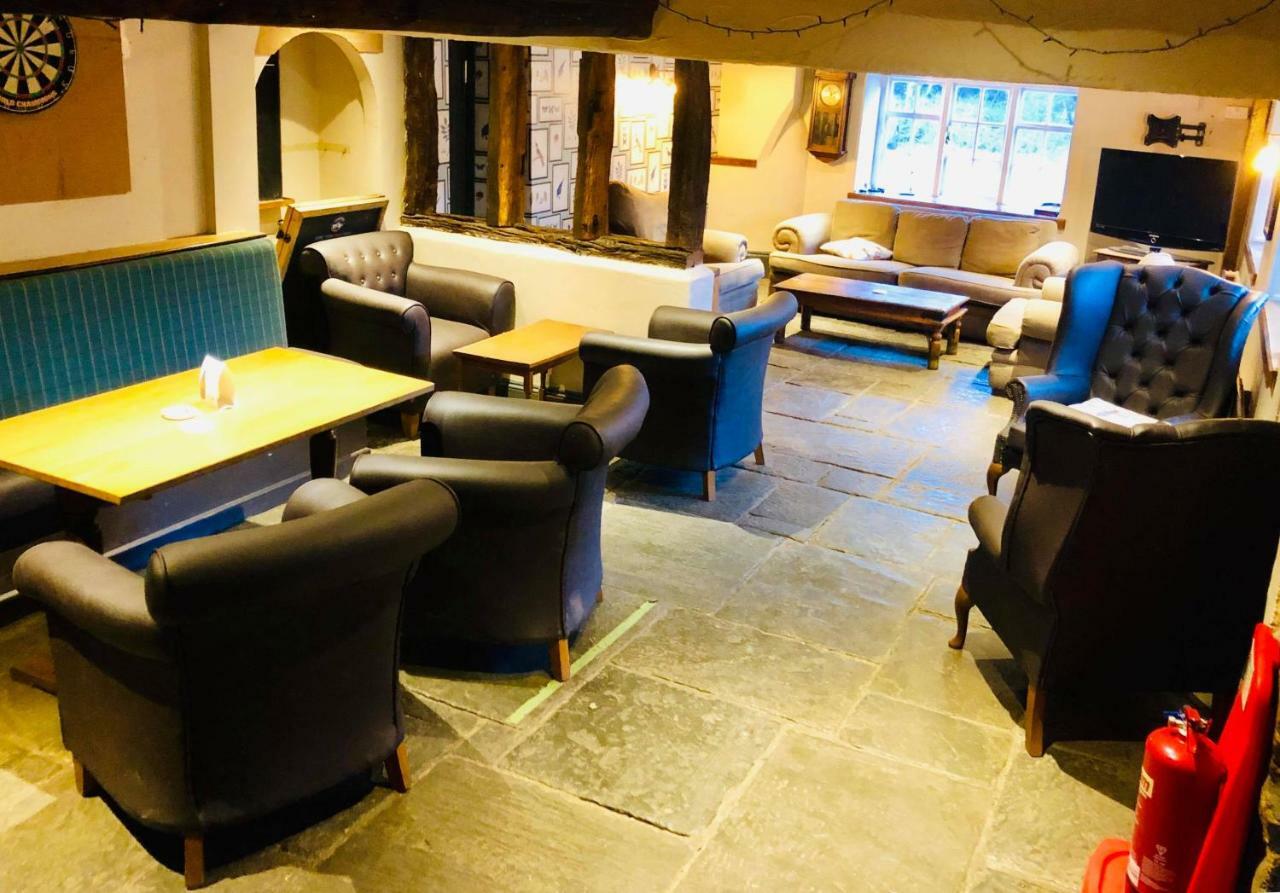 The Hollybush Inn And B&B Priors Marston Eksteriør bilde